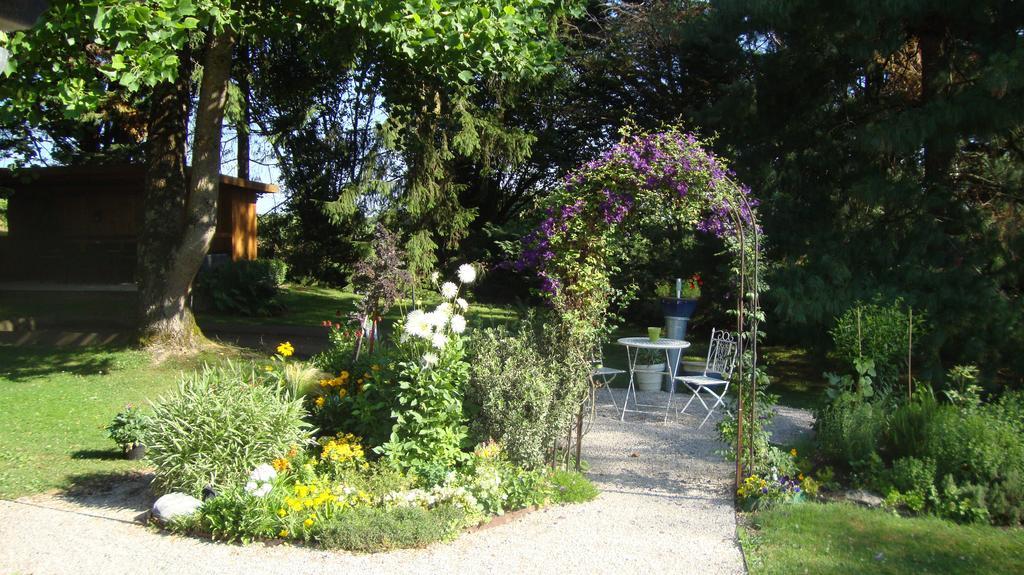 Le Venay Bed and Breakfast Frontenaud Εξωτερικό φωτογραφία